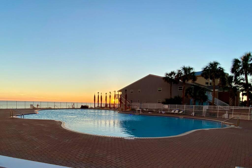Happy Ours 2200 Sq Ft Corner Beachfront Sleeps 12 Panama City Beach Exterior foto